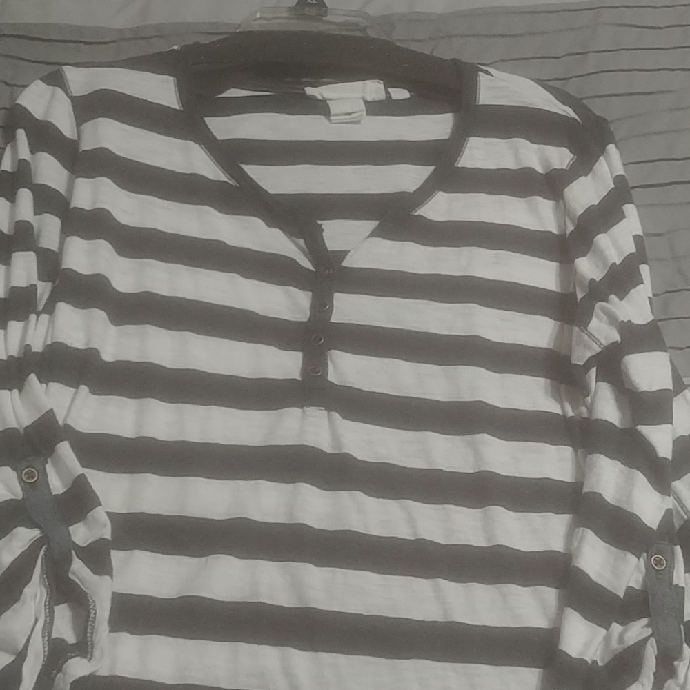 3/4 sleeve shirt